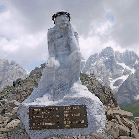 Ostello Sanmartino San Martino Di Castrozza Exterior photo