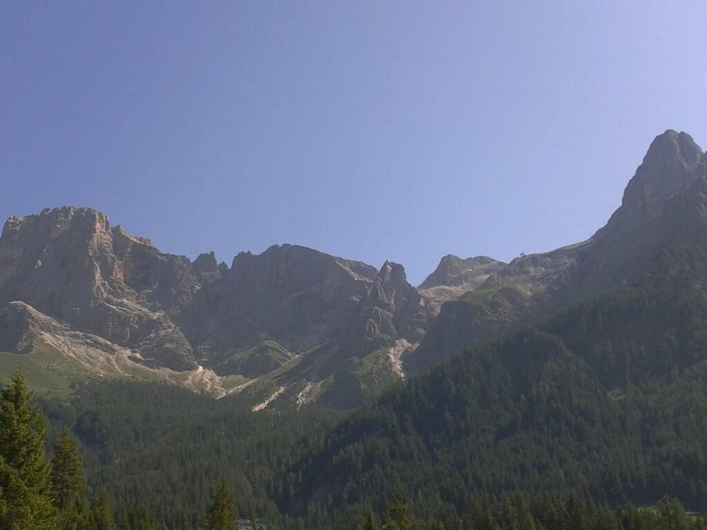 Ostello Sanmartino San Martino Di Castrozza Exterior photo